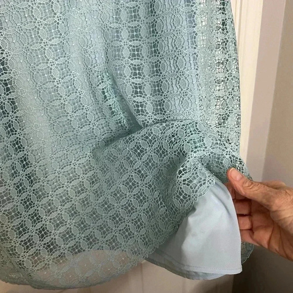 Loft Dress - Picture 8 of 10